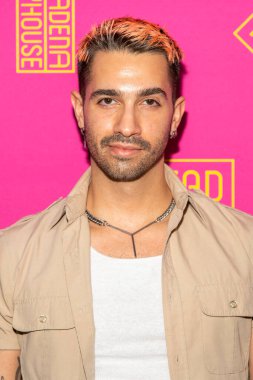 Samjgarfield, 14 Kasım 2021 'de Pasadena, Pasadena' daki 