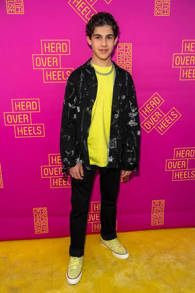 Jackson Dollinger Partecipa Head Heels Play Opening Pasadena Playhouse Pasadena — Foto Stock