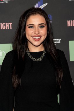 Brenna DAmico, 16 Kasım 2021 'de Los Angeles' taki Laemmle Royal Theater 'da Rose Dove Entertainment 