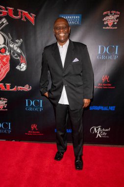 Tyrone DuBose - Aktör, 6 Gun Sal, Southern Rock Band Albüm Stüdyosu İskoç Rite Kültür Merkezi 'nde 20 Kasım 2021' de 