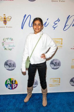 Model Aleeah Rosario, 4 Aralık 2021 'de Batı Hollywood' da Kraliçe Violet Restaurant 'ta Kadın Oyuncu Nimi Adokiye ve Danny Eley Ünlülerin Bebek Duşuna katıldı.