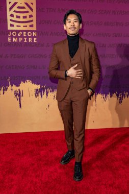 Lawrence Kao, 11 Aralık 2021 'de Beverly Hilton, Beverly Hills, CA' da 19. Unutulmaz Gala 'ya katılıyor.