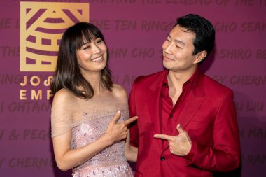 Fala Chen ve Simu Liu, 11 Aralık 2021 'de Beverly Hilton, Beverly Hills' deki 19. Unutulmaz Gala 'ya katıldılar.