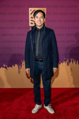 Jimmy Wong 11 Aralık 2021 'de Beverly Hilton, Beverly Hills, CA' daki 19. Unutulmaz Gala 'ya katıldı.