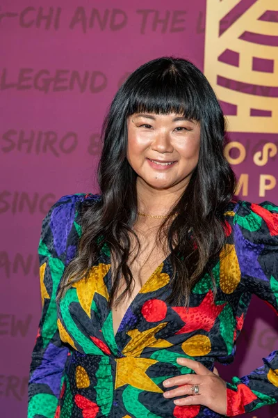 Jenny Yang, 11 Aralık 2021 'de Beverly Hilton, Beverly Hills, CA' daki 19. Unutulmaz Gala 'ya katıldı.