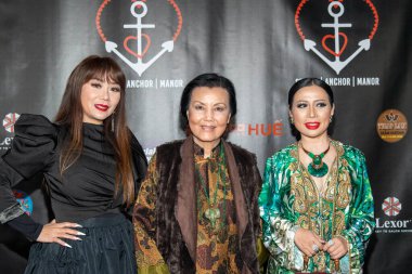 Kieu Chinh, Sam Nguyen, Kristine Thao Lam S.A.M. tarafından sunulan 