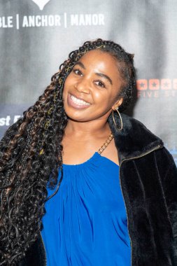 Angelique Johnson, S.A.M. tarafından sunulan 