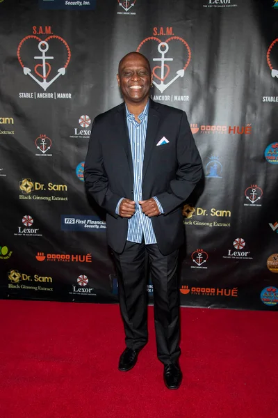 Tyrone Dubose, S.A.M. tarafından sunulan 