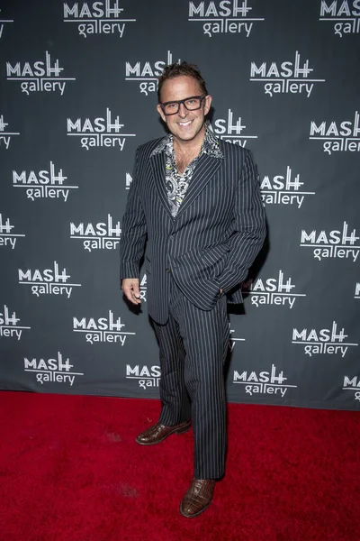 Chuck Laminack Asiste Mash Gallery Presenta Gogo Art Exhibit Hollywood — Foto de Stock