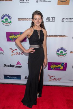 Kenadea Banks, Suzanne DeLaurentiis Prodüksiyon 'a katılıyor Gaziler ve Universal Hilton, Universal City' de 25 Mart 2022 'de 94. Oscar' ını kutluyor.