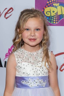 Azalia Reed 25 Mart 2022 'de Universal Hilton, Universal City' de Suzanne DeLaurentiis Prodüksiyon 'a katılıyor.