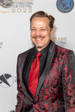 James Ganiere, 11 Eylül 2022 'de Burbank, Burbank' ta 14. Burbank Film Festivali - Kapanış Gecesine katıldı.