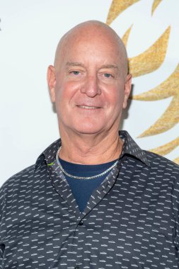 Steve Cederquist 14 Eylül 2022 'de Peppermint Club, W. Hollywood, CA' da Anthony Bless Music Video klibi 