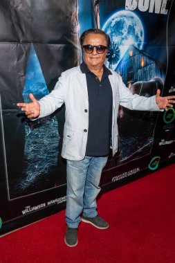 Deep Roy 28 Eylül 2022 'de Laemmle Town Center 5, Encino, CA' da 