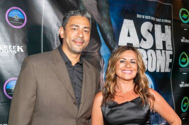 Shawn Jones, Danielle McCartney 28 Eylül 2022 'de Laemmle Town Center 5, Encino, CA' da 