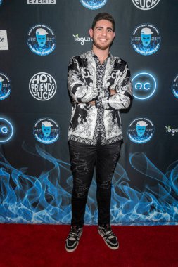 Ethan Levy, Matthew Sieverin 'in 21. Doğum günü partisine 30 Eylül 2022' de Beverly Hills, CA 'da katılıyor.