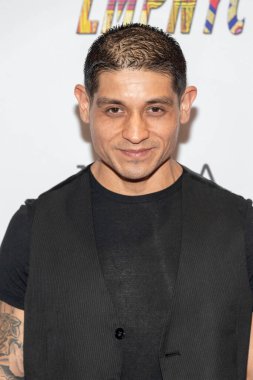 Jason Valdovinos, 1 Ekim 2022 'de Rönesans Havaalanı Oteli, Los Angeles' ta düzenlenen Sağlıklı Yaşam Bağış Galasına katıldı.