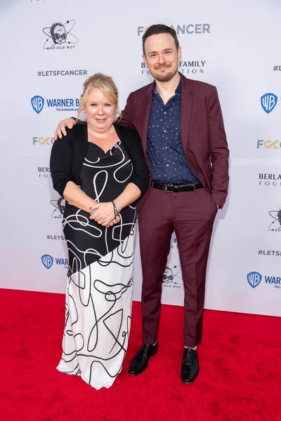 Julie Plec Jake Coburn Attend Barbara Berlanti Heroes Gala Benefiting — Foto de Stock