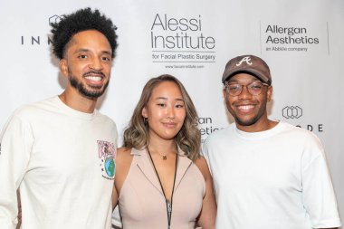 Rachel Maeng Brown - Etkilenen ve konuklar 4 Ekim 2022 'de Beverly Hills, CA' da Alessi Enstitüsü Yeni Konum Etkilenenlerin katıldığı Büyük Açılışa katıldı.