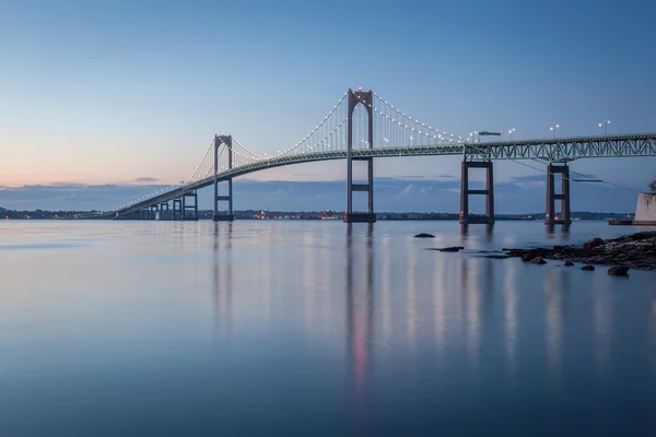 Newport Köprüsü'nde alacakaranlık — Stok fotoğraf