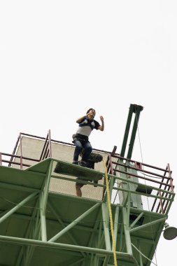 Bungee jumping