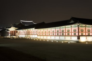 Eski Saray deoksugung gece manzarası