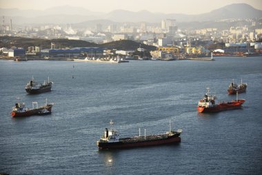 ulsan tersanesinde mavna