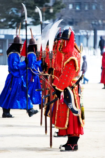 Gatekeeper mudando evento cultural tradicional na Coréia do Sul — Fotografia de Stock