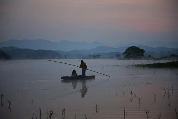 Pescador en Upo Swamp Changyeong — Foto de Stock