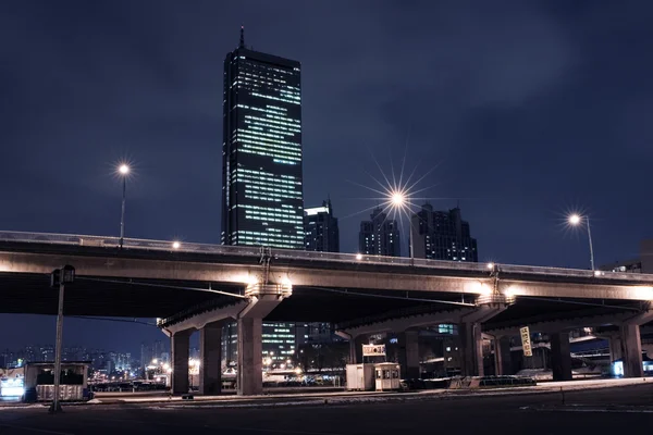 Beautiful night view of buildings — Stock Photo, Image