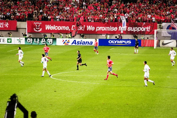 サッカー ゲーム中に上岩スタジアム — ストック写真