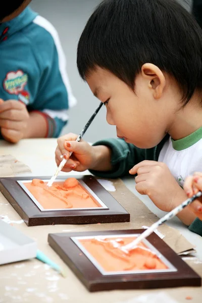Children experience Pottery Festival — Stock Photo, Image