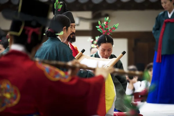 Traditionella festivaler i Sydkorea, jongmyo ritualer, jongmyojerye — Stockfoto