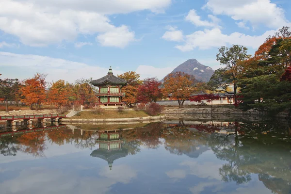 Pałac gyeongbokgung — Zdjęcie stockowe