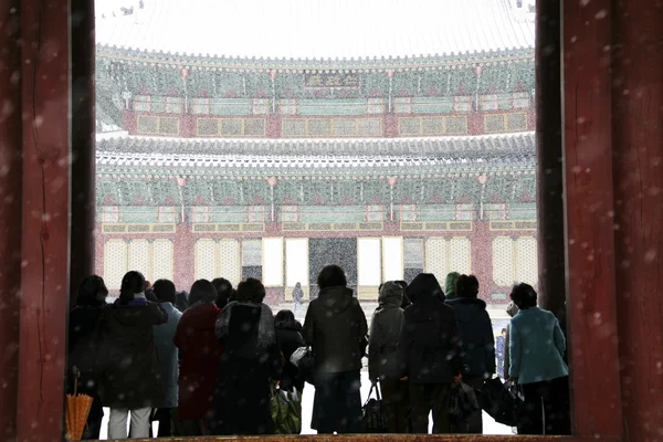 Paisaje de invierno Palacio de Changdeokgung —  Fotos de Stock