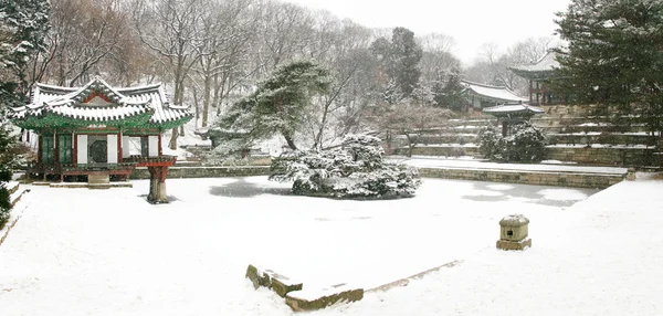 Gyeongbokgung Paleis in de winter — Stockfoto