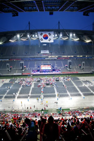 Foules encourageantes au stade de la Coupe du monde en Corée du Sud — Photo