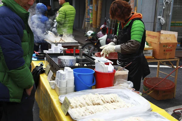 韓国の伝統的な市場 — ストック写真