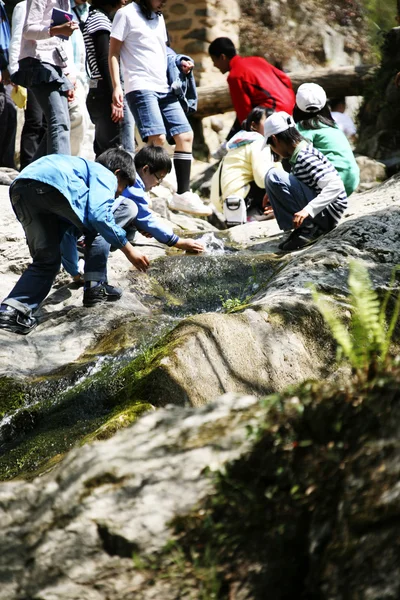 Gente en Soswaewon Garden — Foto de Stock