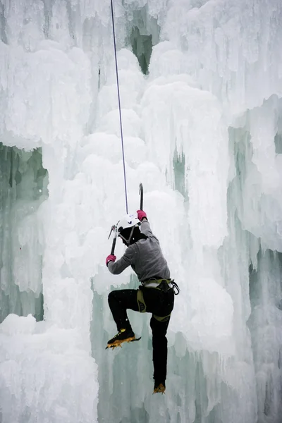 Wspinaczki lodowej — Zdjęcie stockowe