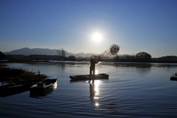 Pescador en Upo Swamp Changyeong — Foto de Stock