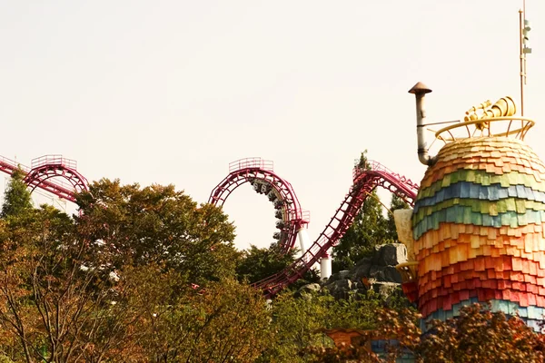 Carousel in amusement park — Stock Photo, Image