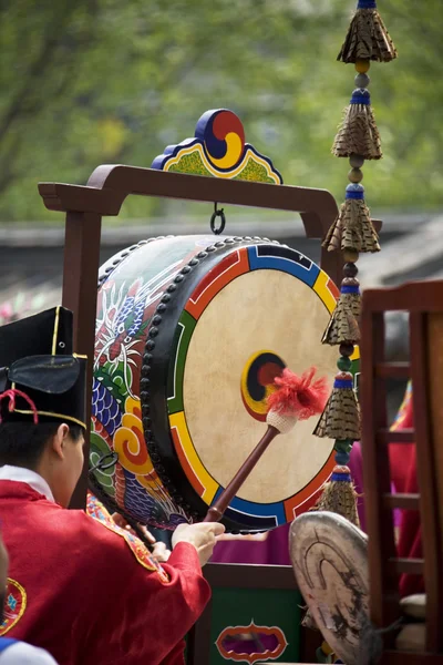 Tradiční slavnosti v Jižní Koreji, jongmyo rituály, jongmyojerye — Stock fotografie