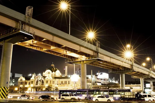 Bella vista notturna della stazione di Seoul — Foto Stock