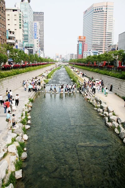 Cheonggyecheon a Seoul — Foto Stock