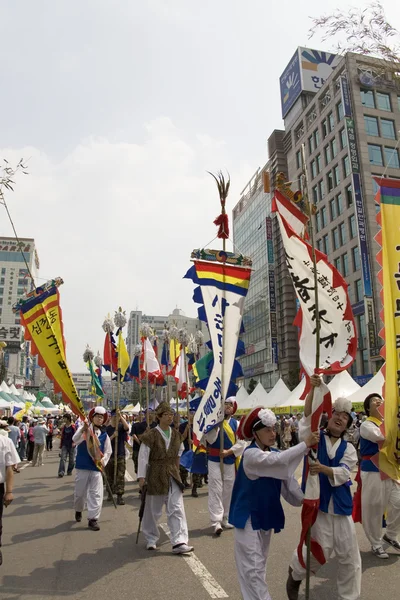 Traditionella festivaler i Sydkorea, bupyeong pungmullori festival — Stockfoto