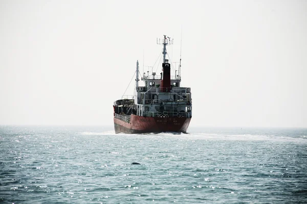 Ship over the sea — Stock Photo, Image