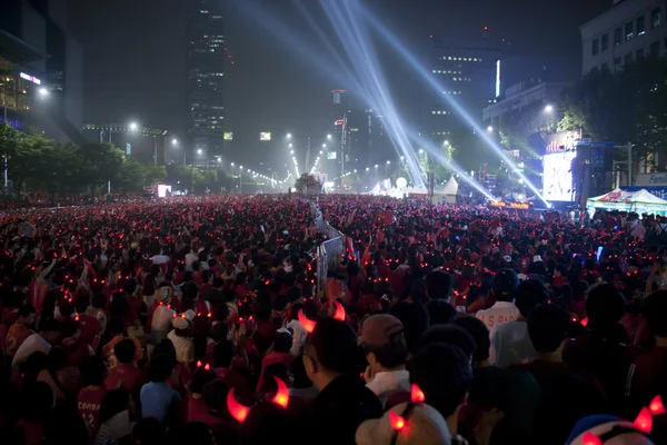 Světový pohár pouliční jásající dav v Jižní Koreji — Stock fotografie
