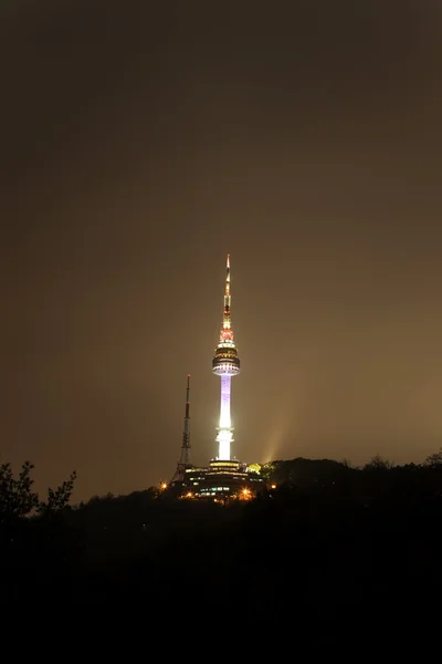 Wieża Namsan — Zdjęcie stockowe