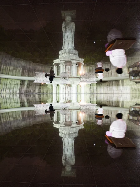 Buddha no templo — Fotografia de Stock